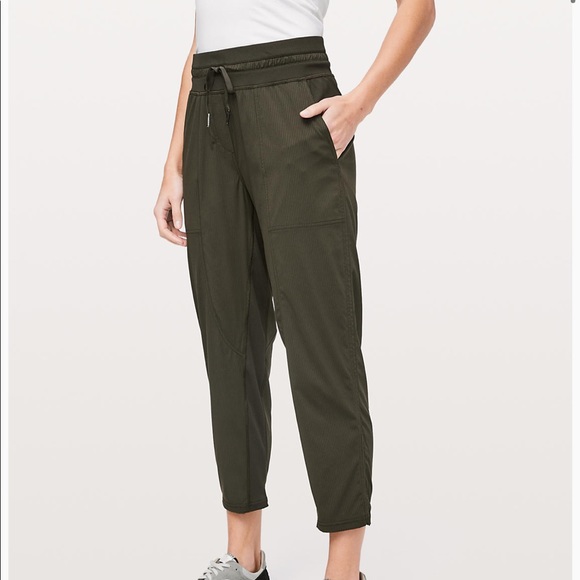 lululemon athletica Pants - army green lululemon joggers with synchable bottom